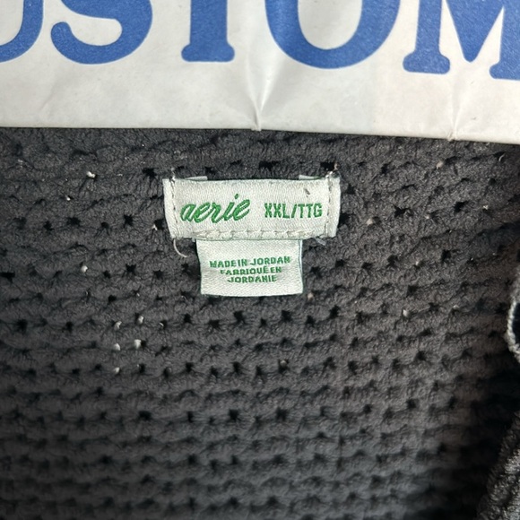 Aerie sweater/sweatshirt - Picture 4 of 4